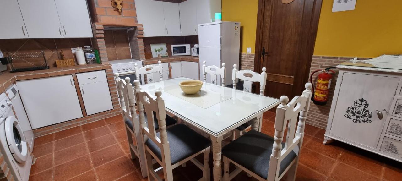 Apartamento Turistico "El Rincon De La Pernila" Guadalupe  Extérieur photo
